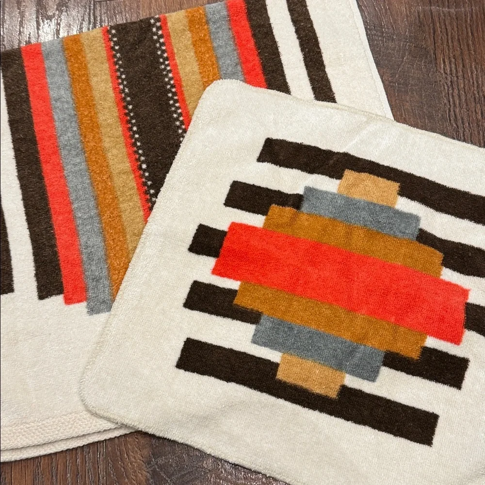 Vintage cream orange